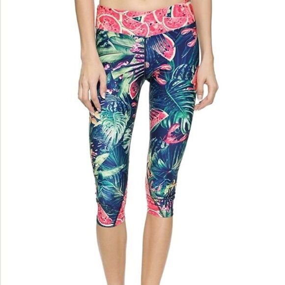NWOT | We Are Handsome | Jungle Fever Capri Leggings | Size Small - Picture 1 of 7
